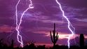 Když se nebe zlobí: Fascinující síla přírody zachycená lovci bouří
