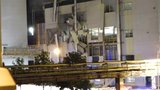 V Lovosicích vybouchla část chemičky: Explodoval vysoce hořlavý plyn, 4 lidé se zranili