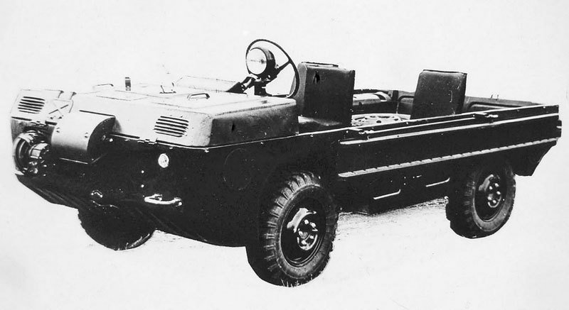 LuAZ 967M (1975)