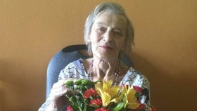 Luba Skořepová oslavila své 92. narozeniny v LDN.