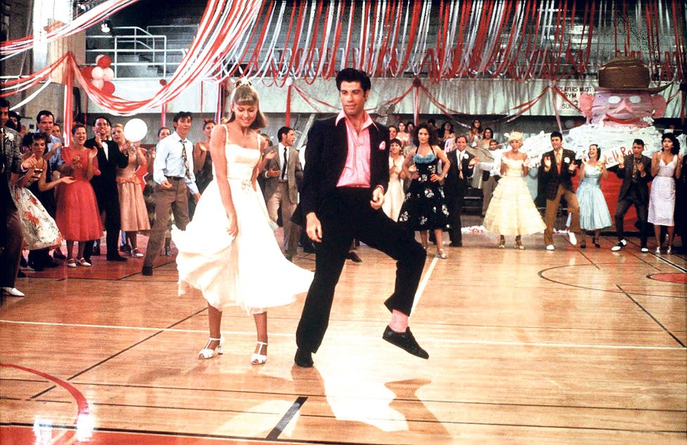 Olivia Newton-John a John Travolta ve filmové Pomádě