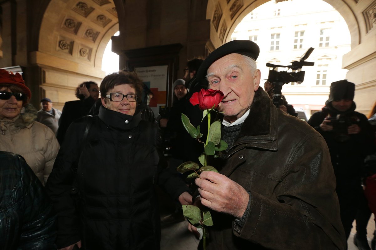 Poslední rozloučení s Lubou Skořepovou (†93).