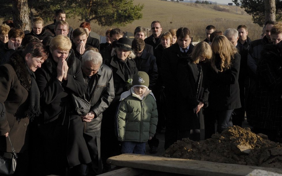 Rodina pochovala Ľubku v jedné rakvi i s dcerou Diankou
