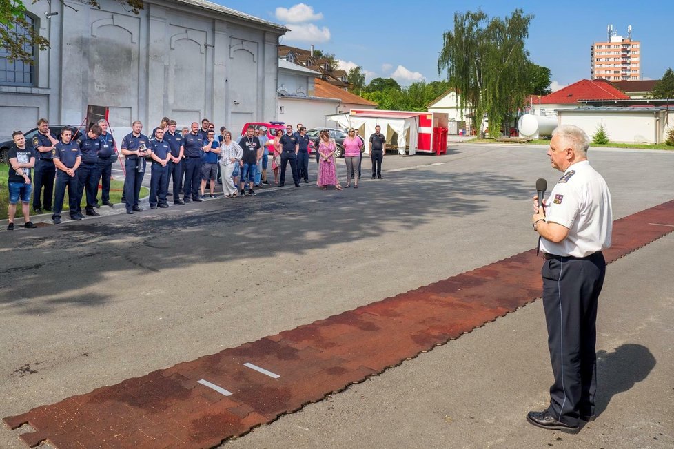 Lubomír Bureš byl u hasičského sboru 33 let.
