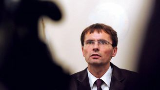 Odposlechy slovenských novinářů stály ministra místo