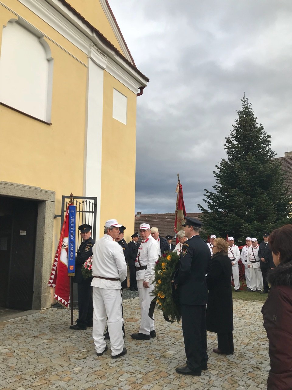 Poslední rozloučení s Lubomírem Kostelkou v Kamberku