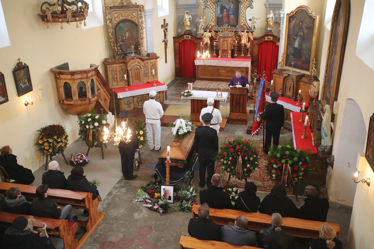 Poslední rozloučení s Lubomírem Kostelkou v Kamberku