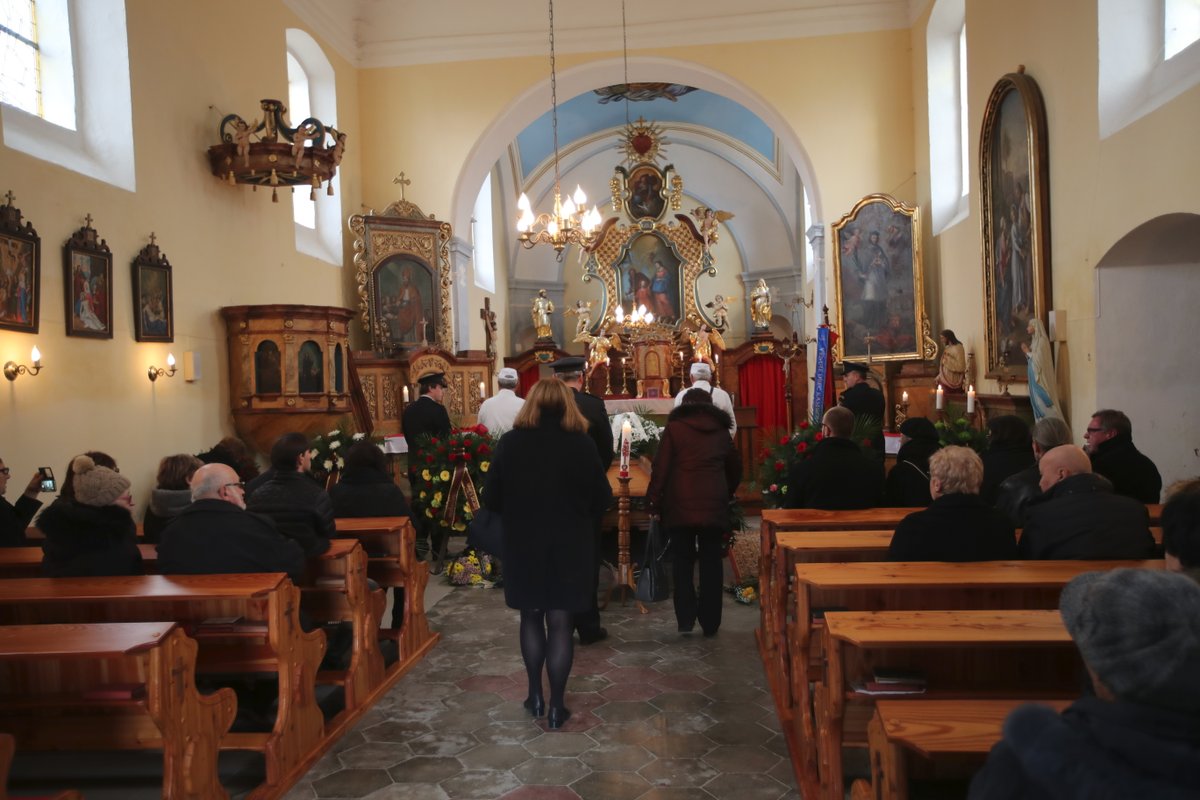 Poslední rozloučení s Lubomírem Kostelkou v Kamberku