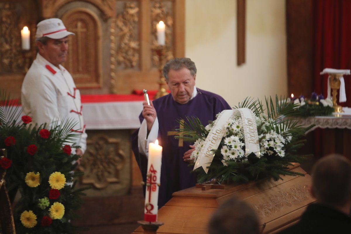 Poslední rozloučení s Lubomírem Kostelkou v Kamberku