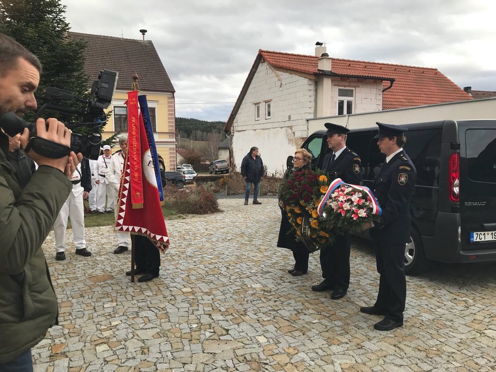 Poslední rozloučení s Lubomírem Kostelkou v Kamberku