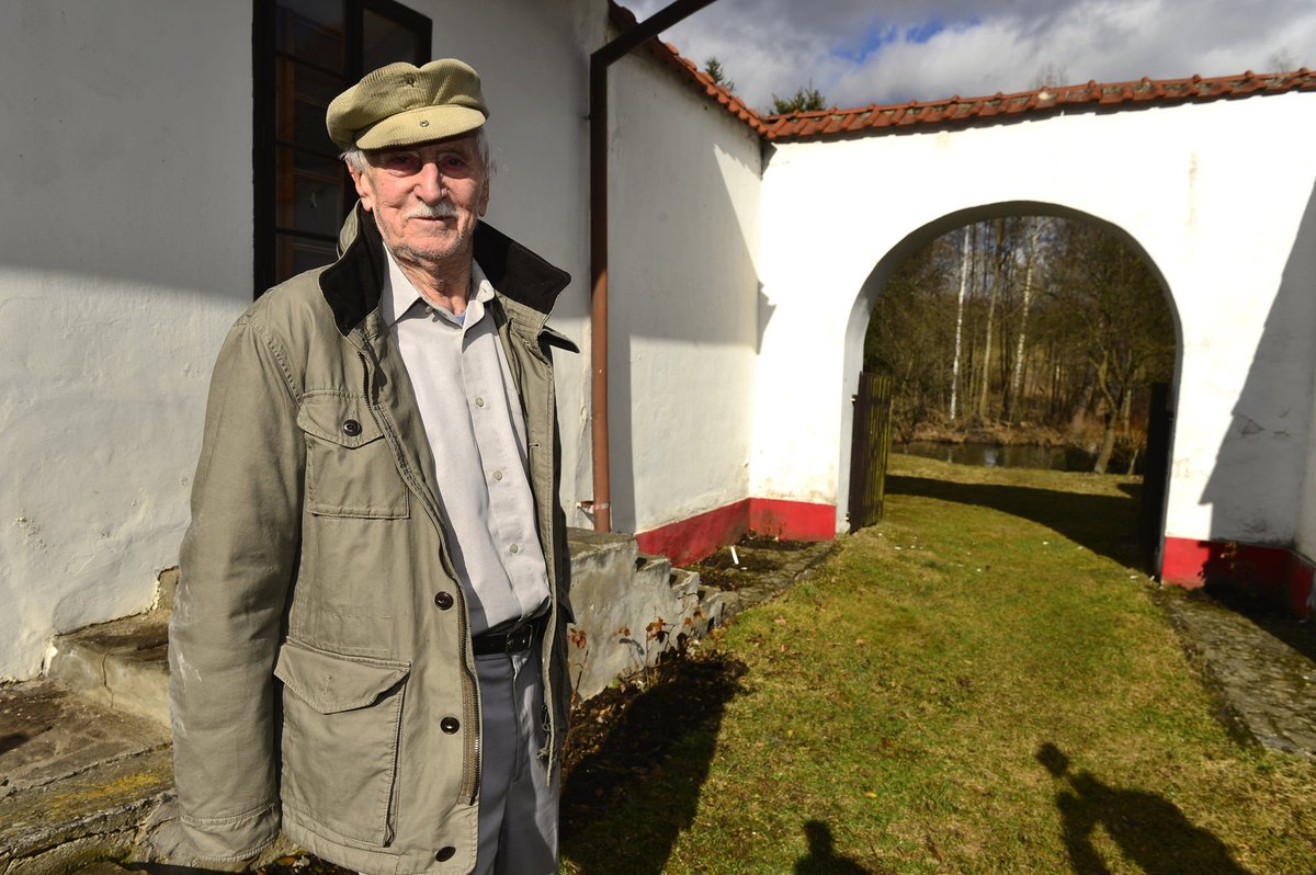 Lubomír Kostelka na svém statku