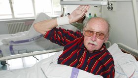 Lubomír Lipský skončil opět v nemocnici. Tentokrát kvůli dehydrataci a výpotku na plicích.
