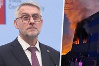 ŽIVĚ Metnar po jednání krizového štábu: Detaily požáru v Pardubicích. Útočili teroristé?