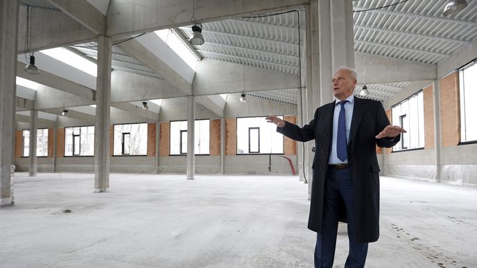Lubomír Stoklásek, generální ředitel, Agrostroj Pelhřimov Lubomír Stoklásek, generální ředitel, Agrostroj Pelhřimov