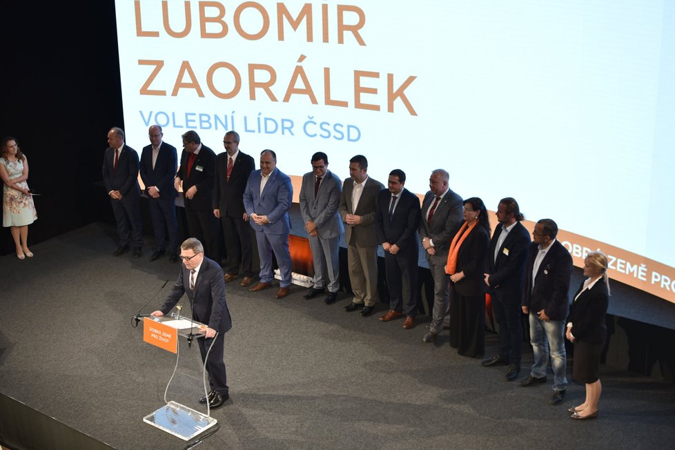 Exministr zahraničí a volební lídr ČSSD Lubomír Zaorálek.