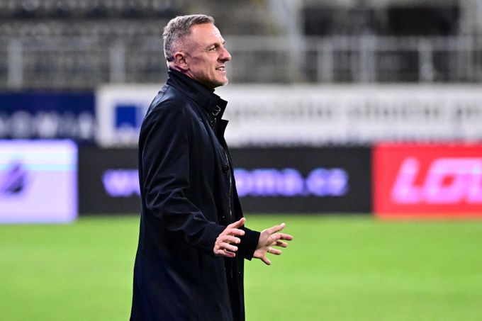 Kozel chtěl proti Plzni penaltu: Vyzul mu kopačku. Rýpnul si i do Červova chování Kozel chtěl proti Plzni penaltu: Vyzul mu kopačku. Rýpnul si i do Červova chování