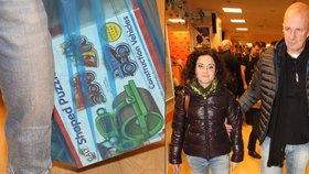 Nabručení milenci Lucia Šoralová s Ondřejem Soukupem už nakupují dárky k Vánocům.