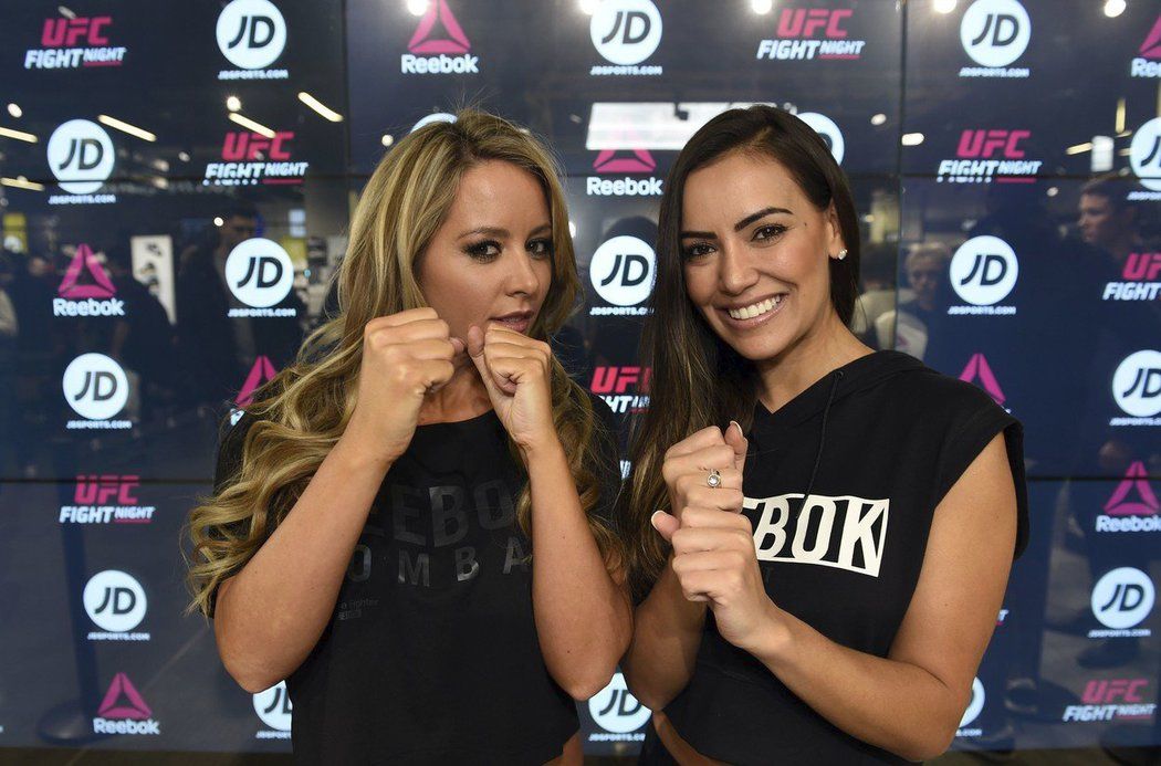 Carly Bakerová (vlevo) a Luciana Andradeová (vlevo), úchvatné holky z oktagonu UFC