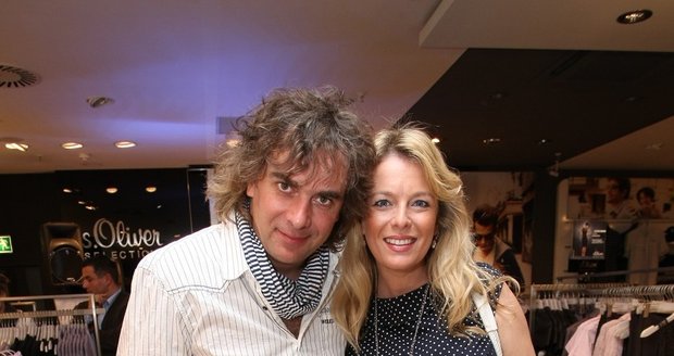Lucie Benešová s manželem Tomášem Matonohou.