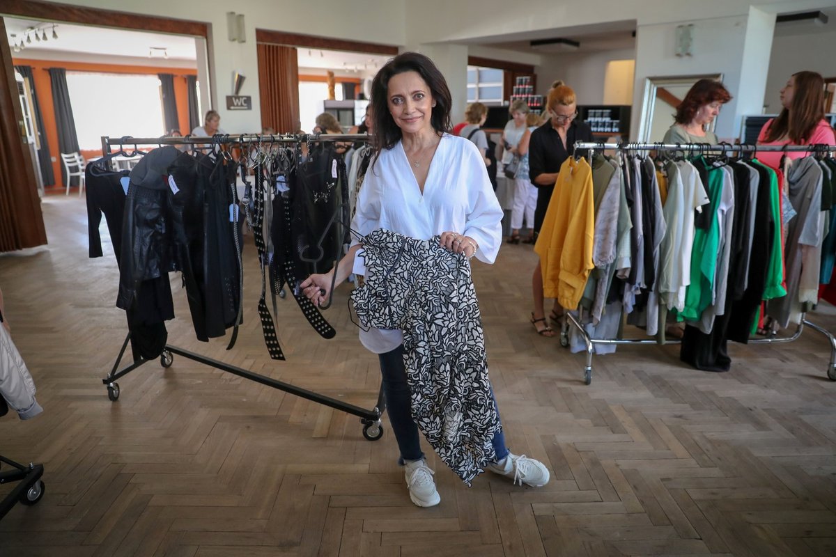 Bazar s oblečením Lucie Bílé v Otvovicích