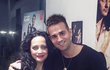 Lucie se šperkařem Tomášem Skrížem. Lucie se šperkařem Tomášem Skrížem.