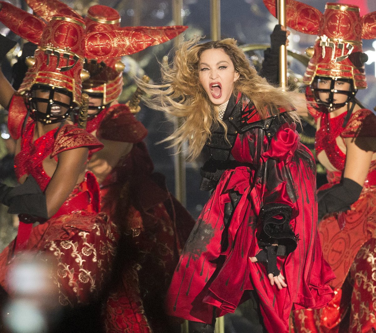 Madonna na koncertech řádí.
