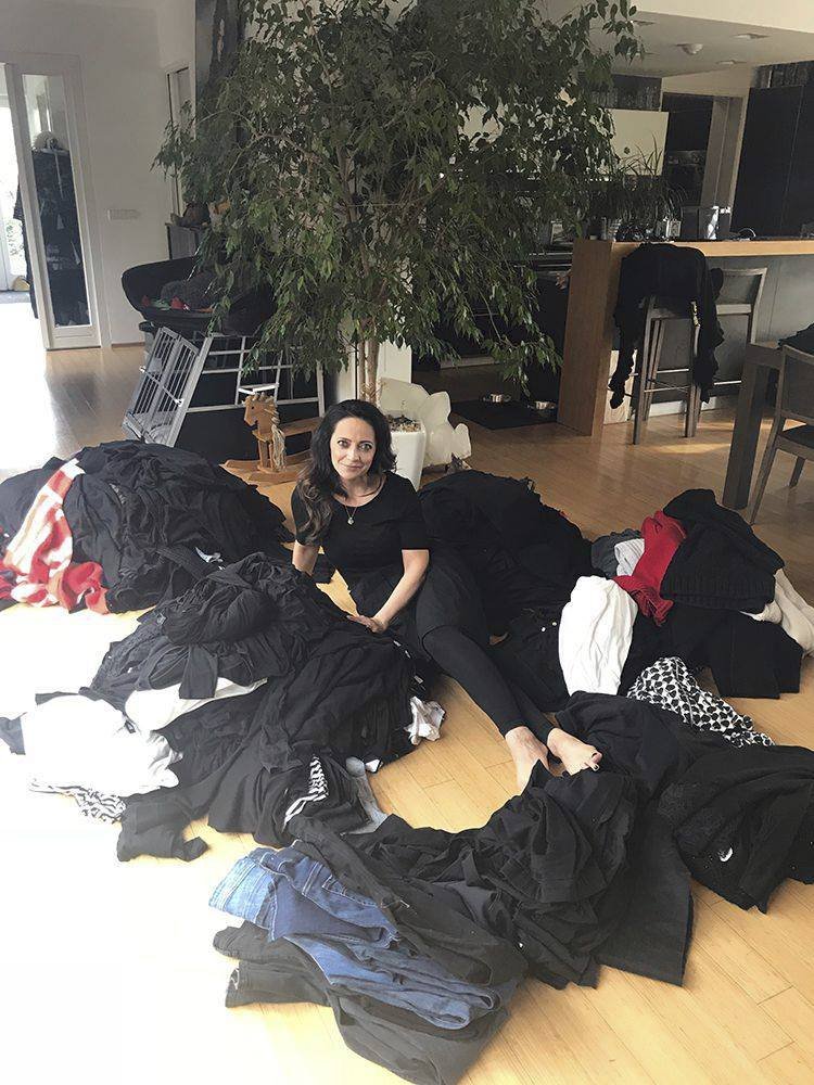 Lucie Bílá rozprodává svůj černo černý pohřební šatník