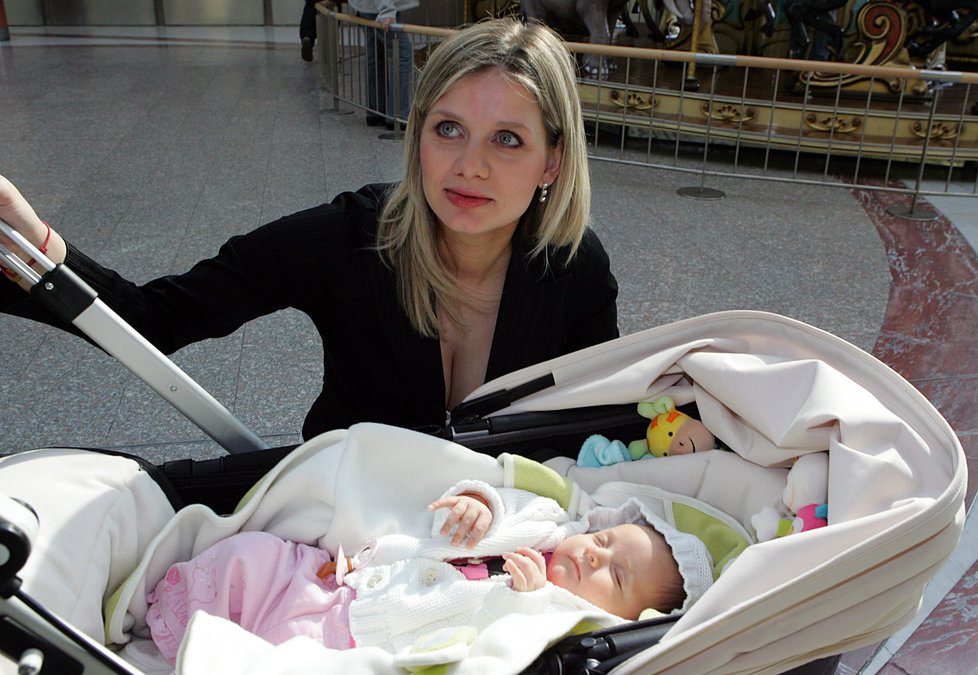 Lucie Koňaříková zbožňuje svou dcerku Lilly od narození se vším všudy