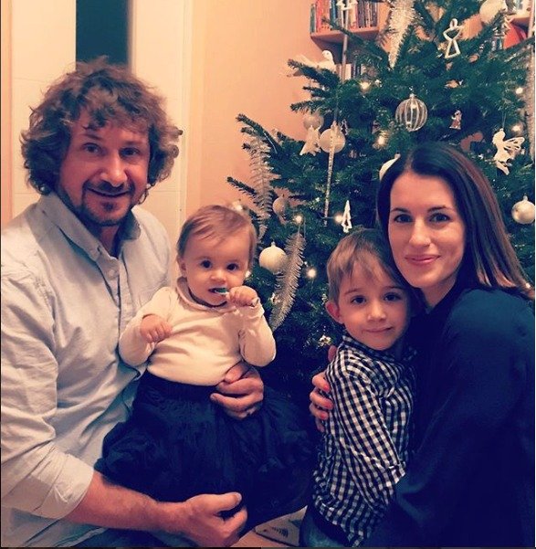 Lucie Křížková s rodinou na Vánoce. 