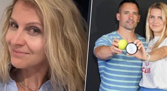Tenistka Šafářová ukázala nový účes: Změna je život Tenistka Šafářová ukázala nový účes: Změna je život