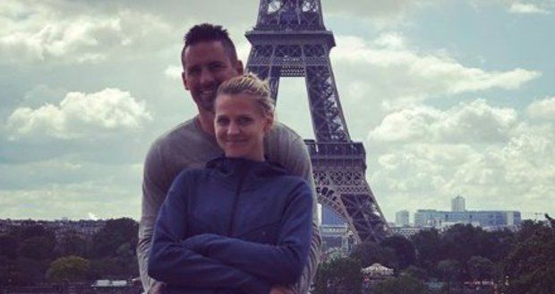 Lucie Šafářová a Tomáš Plekanec si užívají v romantické Paříži