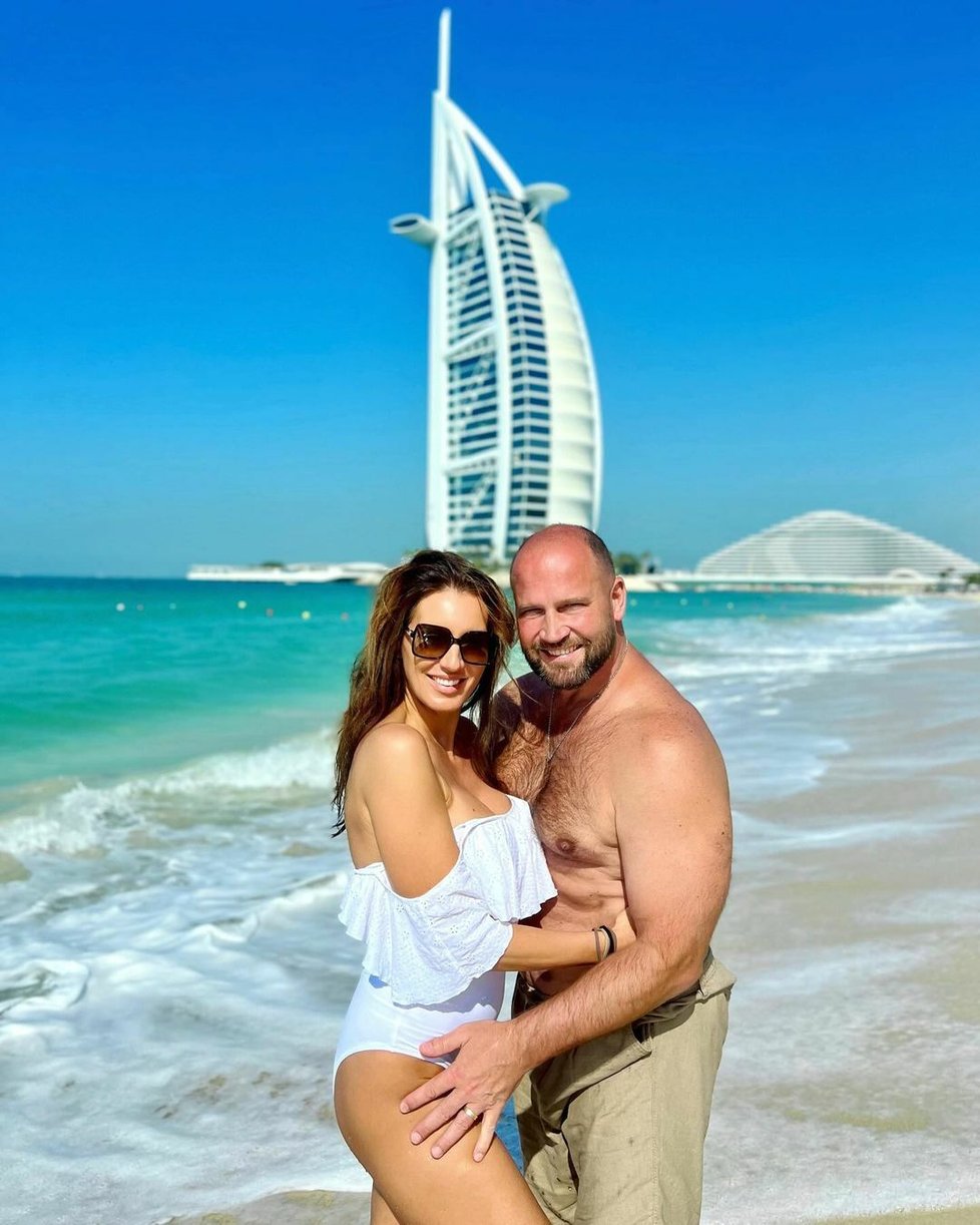 Lucie Šlégrová s manželem Jiřím během prosincové dovolené v Dubaji