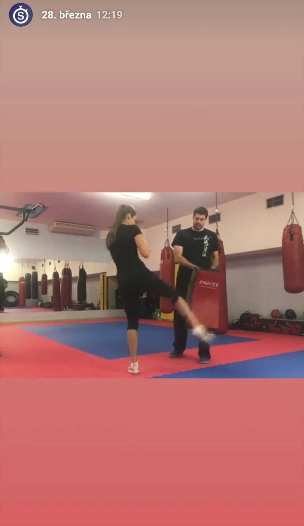 &#34;Kickbox mě šíleně baví, ale pomáhá mi i s kondičkou a výbušností&#34; říká Lucie.