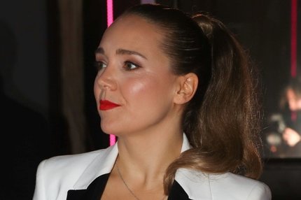Lucie Vondráčková Shocks with Nip Slip and Ageless Beauty at Theater Premiere of Hračička