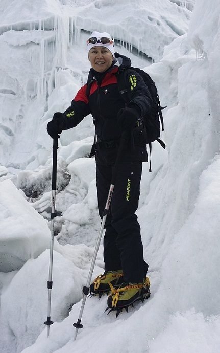 Lucie Výborná během výstupu na K2.