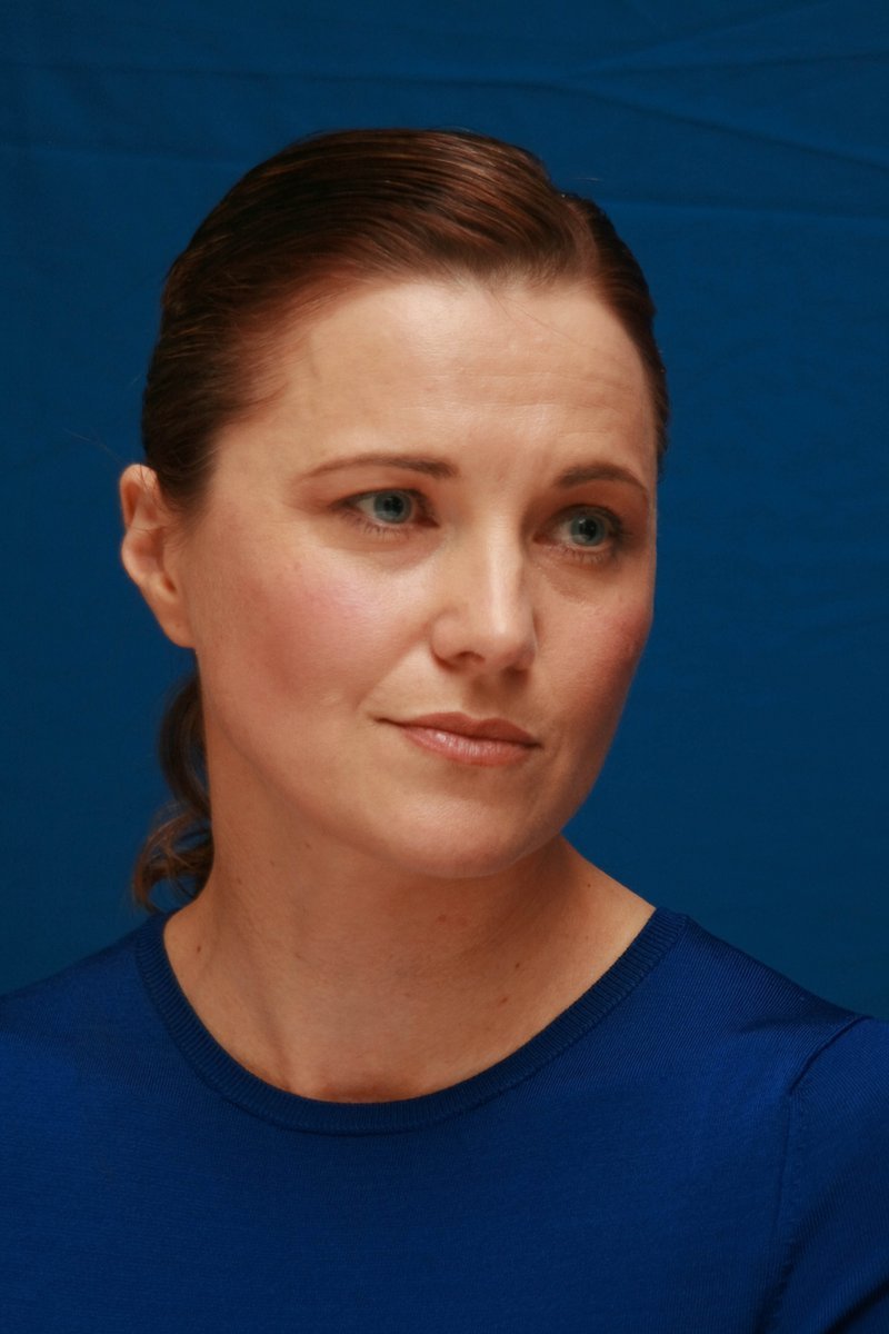 Lucy Lawless 