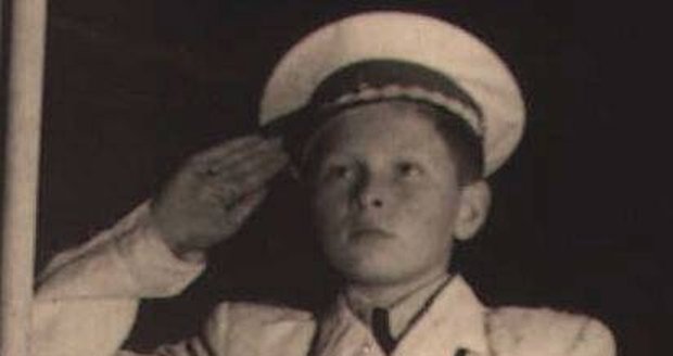 1946 – Luděk Munzar začal s divadlem koketovat už jako dítě.