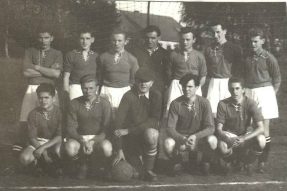 1951 – Luděk Munzar hrál za rodné Smiřice v dorosteneckém týmu.