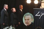 CELÝ ZÁZNAM: Pohřeb Luďka Munzara (†85): Obřad, jaký Národní divadlo nepamatuje!