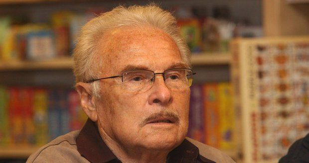 Zemřel herec Luděk Munzar. Bylo mu 85 let.