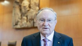 Zakladatel společnosti na asistovanou sebevraždu zemřel: Ludwig Minelli (†92) sám podstoupil eutanazii