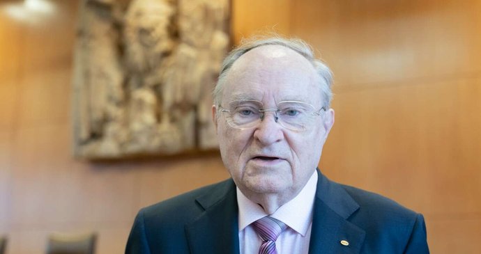 Zakladatel společnosti na asistovanou sebevraždu zemřel: Ludwig Minelli (†92) sám podstoupil eutanazii