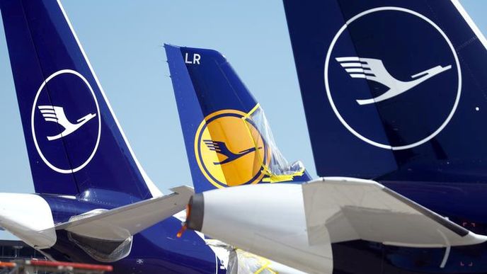 Lufthansa v červnu zrušila celkem 3100 letů. Letecké odvětví se po pandemii covidu-19 potýká s nedostatkem personálu.
