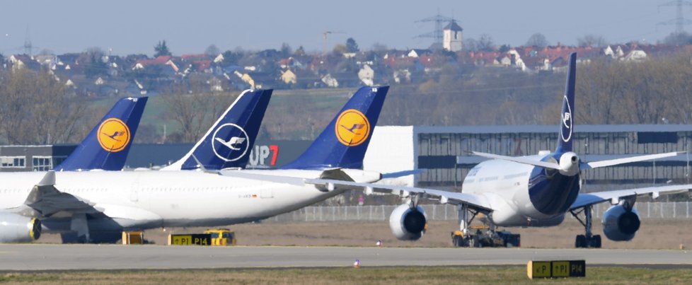 Letadla společnosti Lufthansa odstavená kvůli koronavirové krizi