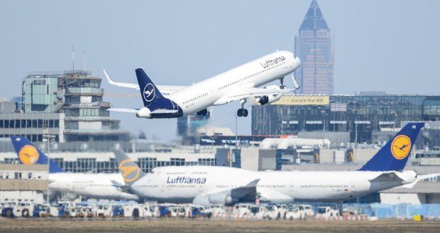 Nebe nad Evropou ochromí stávka pilotů, dotkne se i Česka. Lufthansa ruší 800 letů