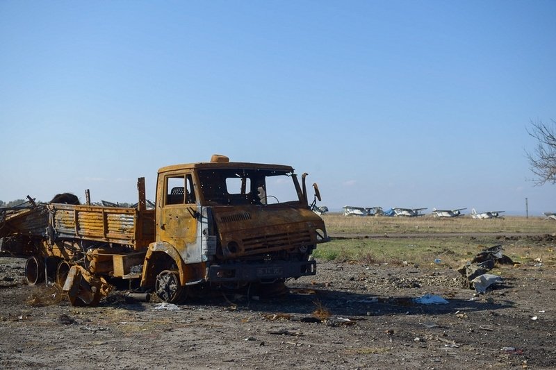 Šílené důsledky války v ukrajinském Luhansku. Z letiště nezbylo téměř nic.