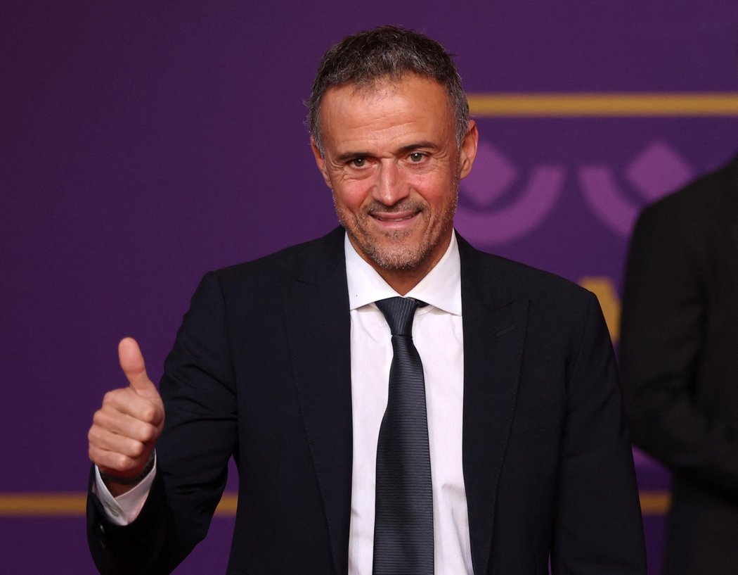 Kouč Španělska Luis Enrique dorazil na losování MS v Kataru