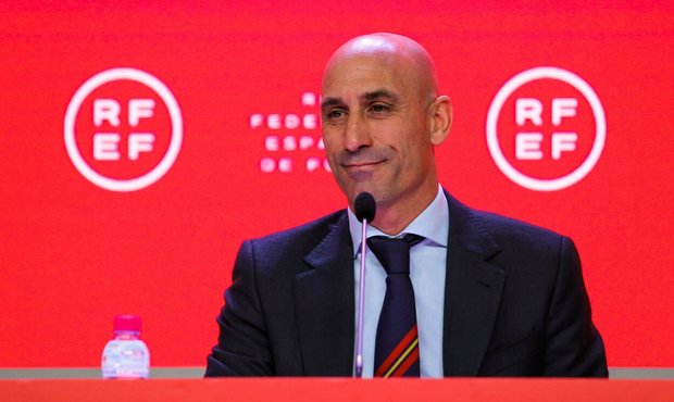 Obvinění šéfa španělské fotbalové federace: Za peníze organizace si pořádal orgie?!