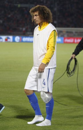 Obránce David Luiz se zranil v utkání Brazílie