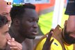 Romelu Lukaku z lavičky náhradníků pokřikoval na trenéra Marka Wilmotse. Brzké střídání zkrátka neskousl.